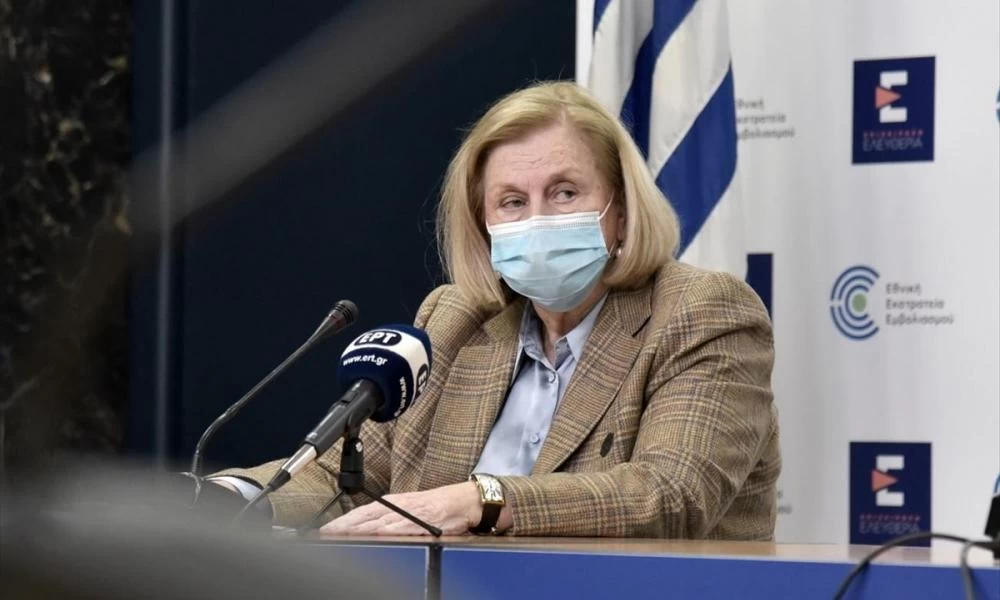 Δείτε live την ενημέρωση για το εθνικό σχέδιο εμβολιασμών